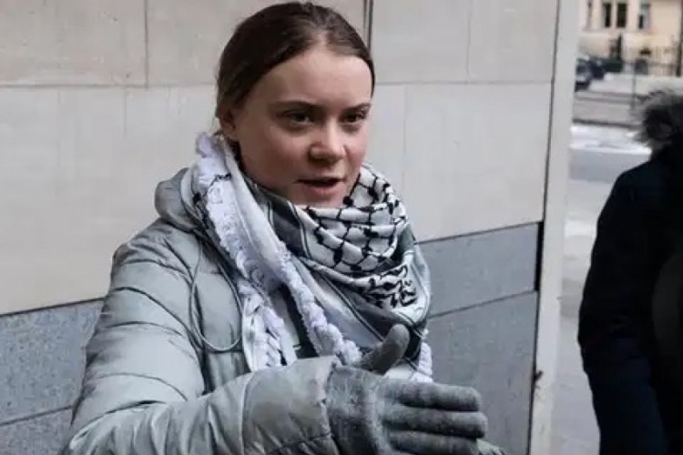 G&ouml;zaltına alınmıştı: &Uuml;nl&uuml; aktivist Greta Thunberg serbest bırakıldı