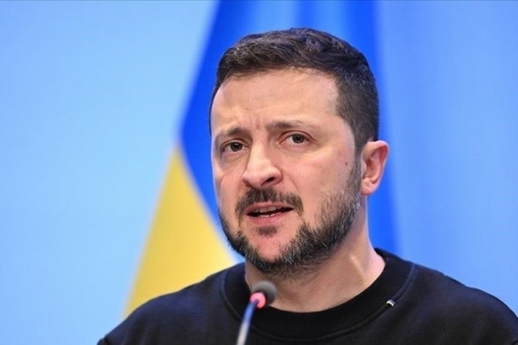 Zelenskiy: "Ukrayna i&ccedil;in barış diliyoruz"