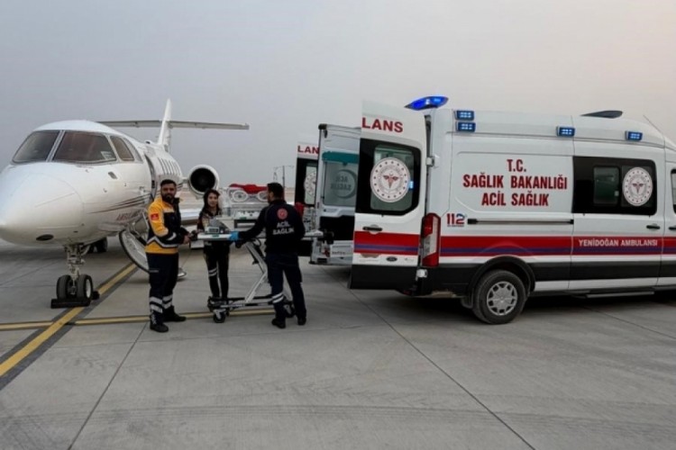 Hava ambulansı 6 g&uuml;nl&uuml;k bebek i&ccedil;in havalandı