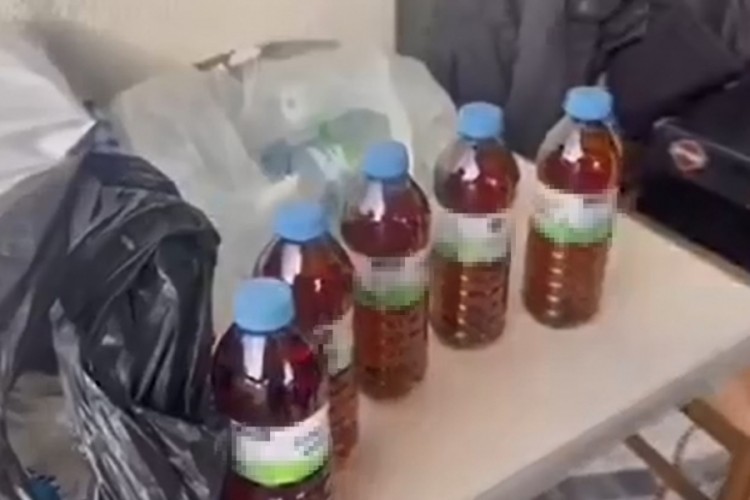 Sahte alkoll&uuml; i&ccedil;ki operasyonunda 48 ş&uuml;pheli yakalandı
