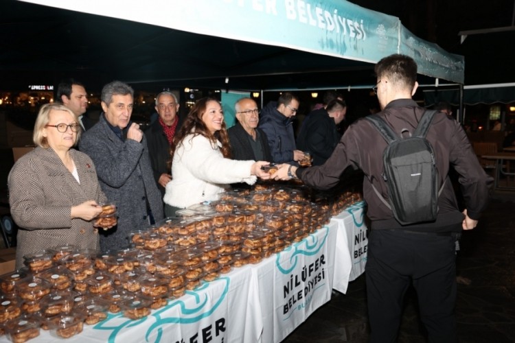 Nil&uuml;fer'de kandil geleneği yaşatıldı
