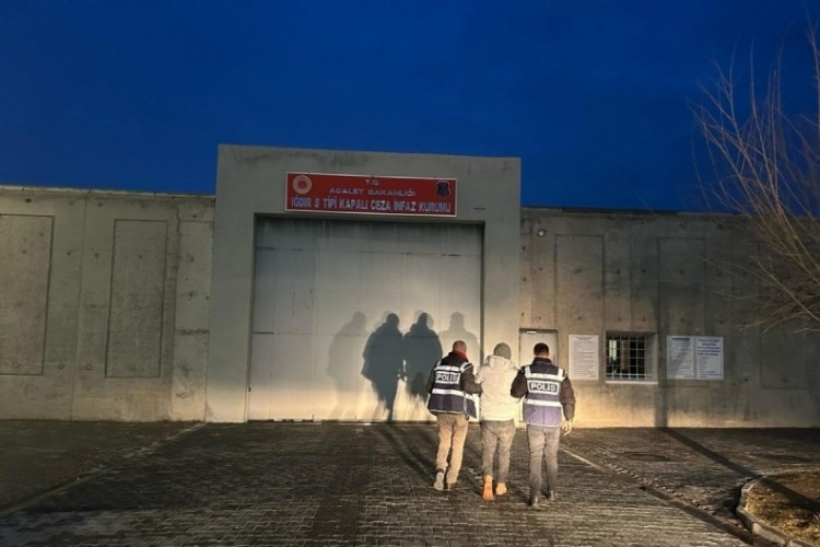 Iğdır'da aranan şahıs hudut kapısında yakalandı