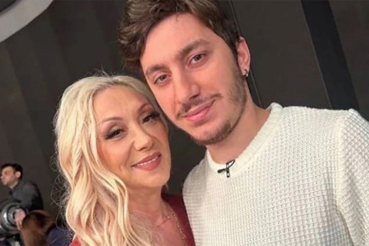 G&uuml;ll&uuml;'n&uuml;n oğlu konuştu: Ablamın b&ouml;yle bir şeyi yapabilecek bir karakteri var