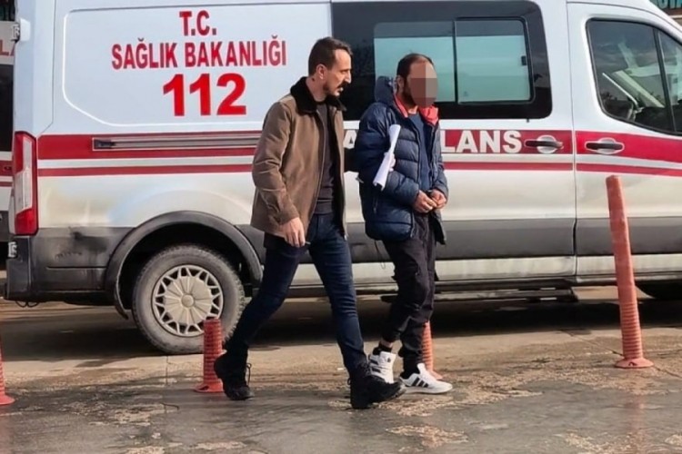 Bursa'da arkadaşıyla tartışması kanlı bitmişti, evinde yakalandı...