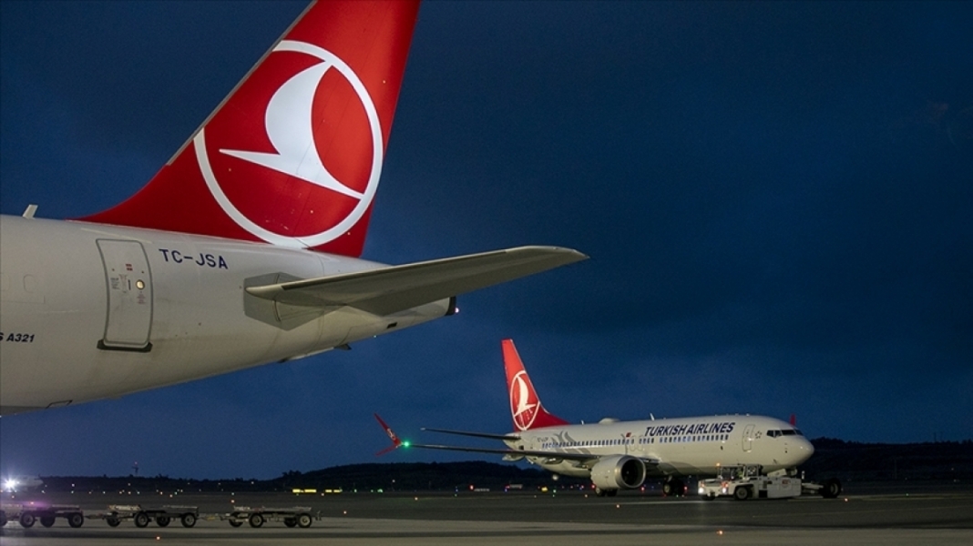 THY, bir u&ccedil;ağın Arnavutluk'a hibe edildiği iddiasını yalanladı