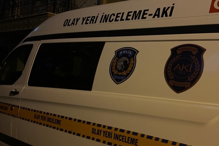 Kendisinden haber alınamayan kadın evde &ouml;l&uuml; bulundu