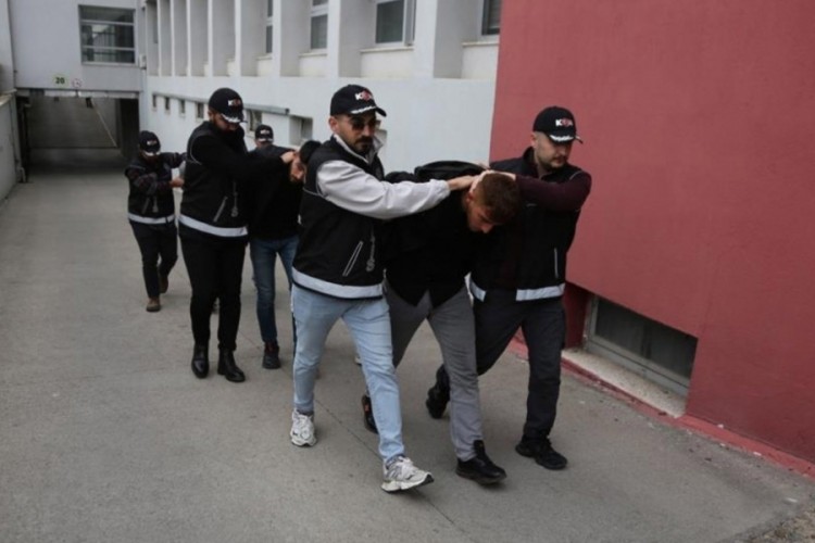 19 yaşındaki gencin &ouml;ld&uuml;r&uuml;lmesinde sır perdesi kalktı!