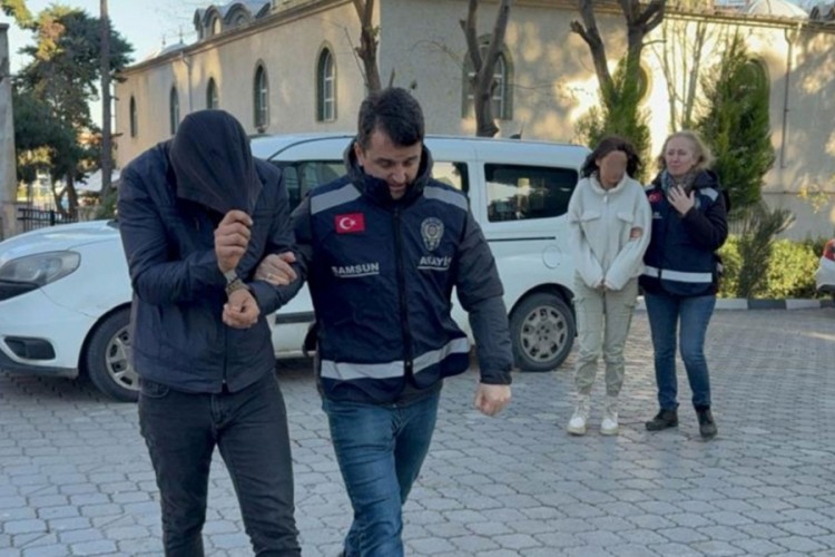 &Uuml;ş&uuml;y&uuml;nce girdikleri evden 50 bin liralık televizyon &ccedil;aldılar