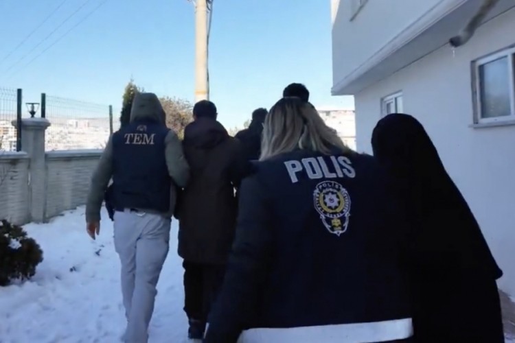 Kastamonu'da DEAŞ operasyonu: 4 g&ouml;zaltı