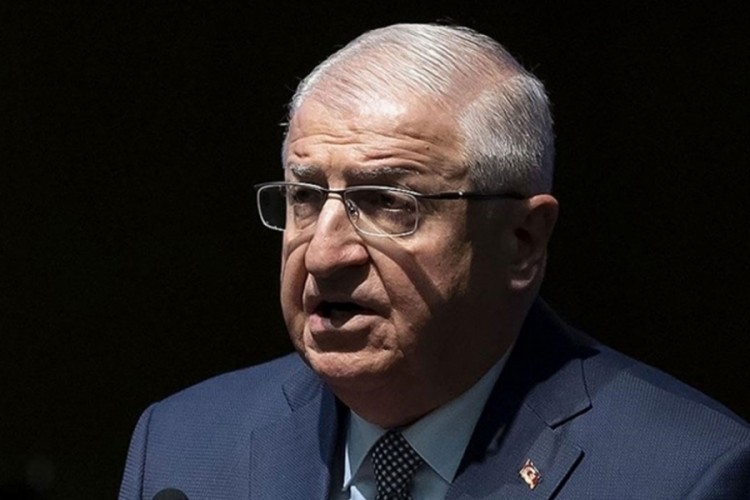 Milli Savunma Bakanı G&uuml;ler'den yeni yıl mesajı