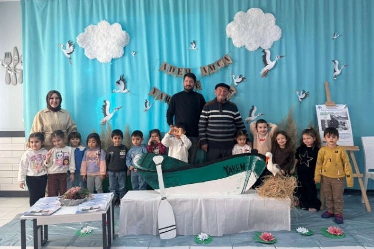 Bursa'da minikler Yaren leyleğin hikayesiyle buluştu