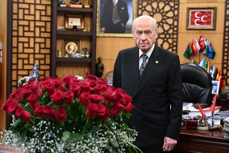 Cumhurbaşkanı Erdoğan'dan Devlet Bah&ccedil;eli'ye doğum g&uuml;n&uuml; hediyesi