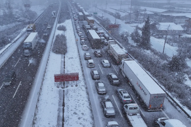 Anadolu Otoyolu Ankara istikameti ulaşıma kapandı