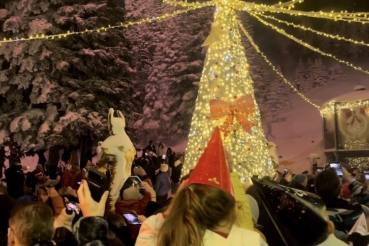 Bursa Uludağ'da 2026'ya coşkulu merhaba! G&ouml;rsel ş&ouml;len...