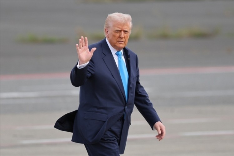 ABD Başkanı Trump yeni yıl kararının "d&uuml;nyada barış" olduğunu s&ouml;yledi
