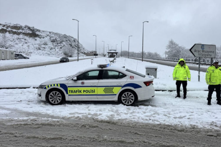 Sinop'ta eğitime 1 g&uuml;n ara