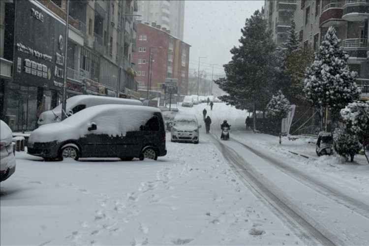Şanlıurfa'da eğitime 1 g&uuml;n ara verildi