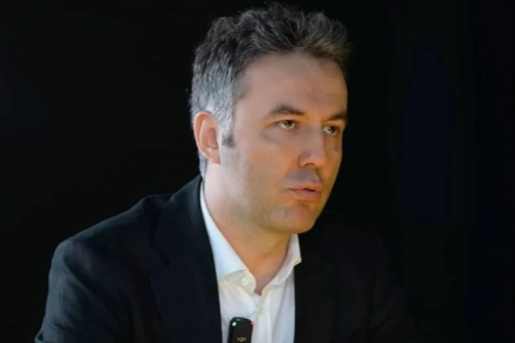 Mehmet Akif Ersoy 3 ay &ouml;nce t&ouml;vbe i&ccedil;in Umre'ye gitmiş