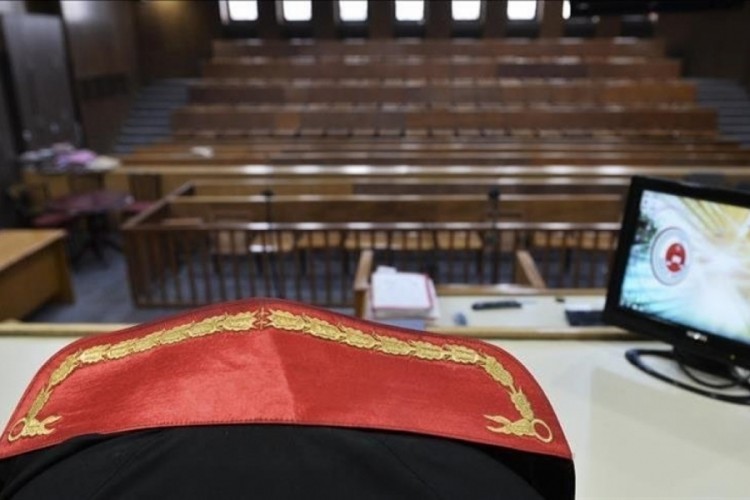 "Daltonlar su&ccedil; &ouml;rg&uuml;t&uuml; davası"nda izinsiz ses ve g&ouml;r&uuml;nt&uuml; kaydı alan avukat tutuklandı