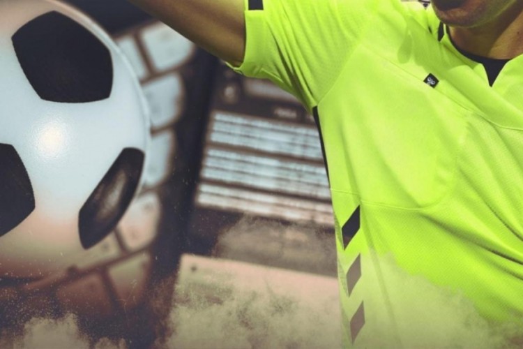 Bursalı &uuml;nl&uuml; futbolcudan g&uuml;ndem olan ikinci mektup! Kuru ekmek ve su detayı...