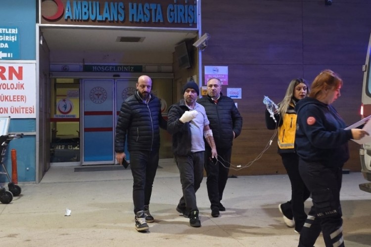 Bursa'da mobilya fabrikasında testere faciası!