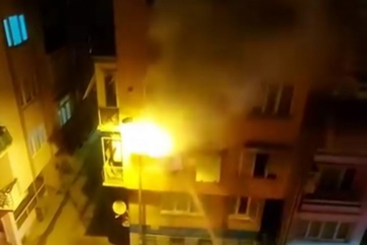 Bursa'da alevler bir anda sardı! Facianın eşiğinden...