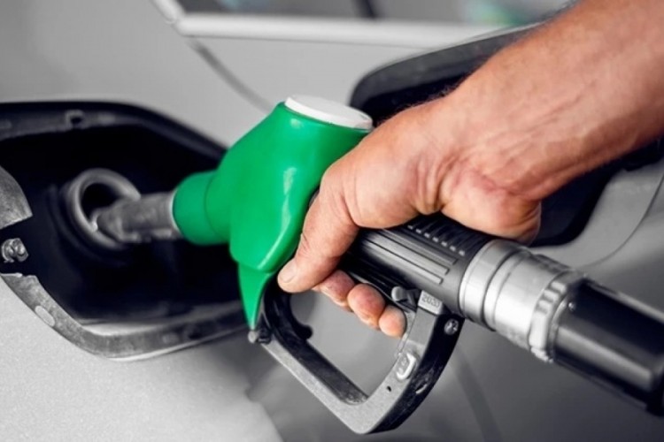 Benzine zam ya da indirim var mı? Bursa'da g&uuml;ncel benzin, motorin ve LPG fiyatları...
