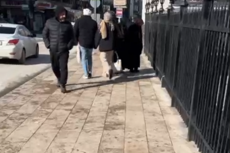 Bursa'da tepki &ccedil;eken mermerler kar testini ge&ccedil;ti!