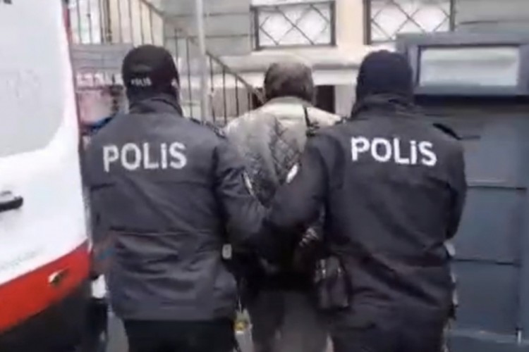 24 yıl hapis cezasıyla aranan şahıs yakalandı