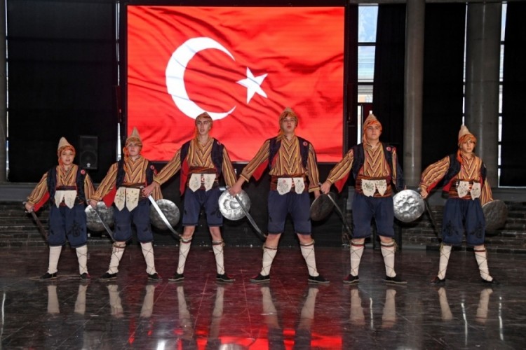 Fetih M&uuml;zesi'nde g&ouml;rsel ş&ouml;len yaşanıyor