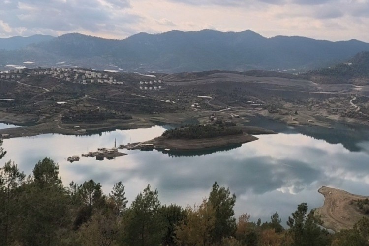 Ge&ccedil;mişin izleri suda kayboldu