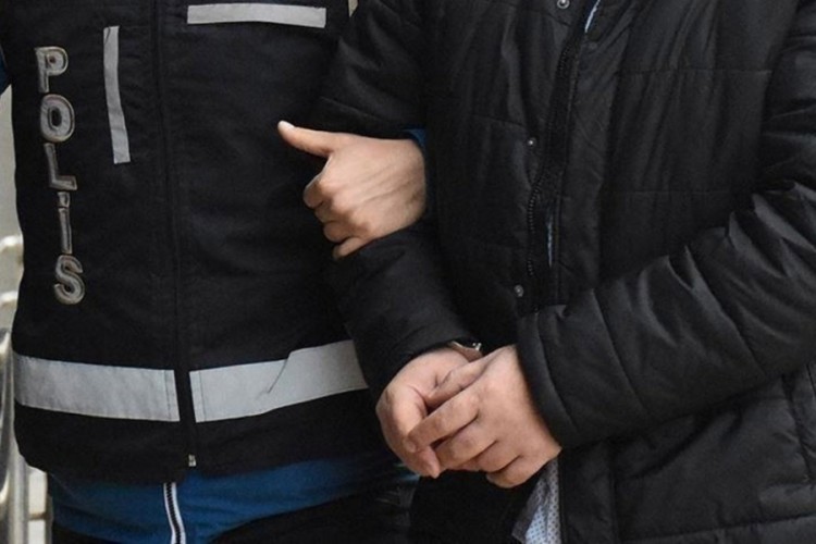 MİT ve emniyetten FET&Ouml;'ye nokta operasyon