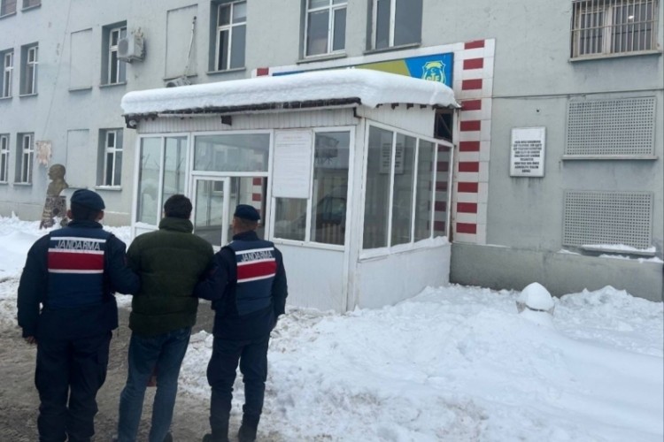 Uyuşturucu su&ccedil;undan aranan şahıs yakalandı