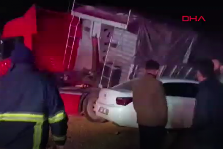 Şarampole devrilen otomobilin s&uuml;r&uuml;c&uuml;s&uuml; ağır yaralandı!