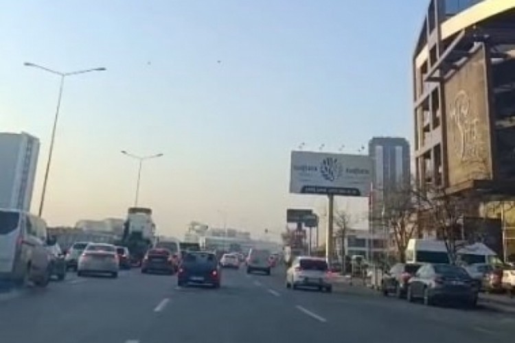 Ankara'da zincirleme kaza: Birbirlerine girdiler...