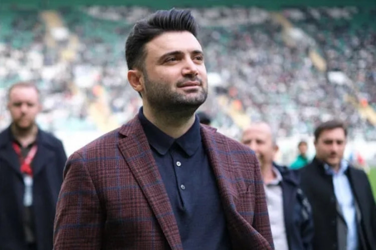 Bursaspor Başkanı Enes Çelik'ten transfer müjdesi! "Birkaç gün içerisinde açıklayacağız"