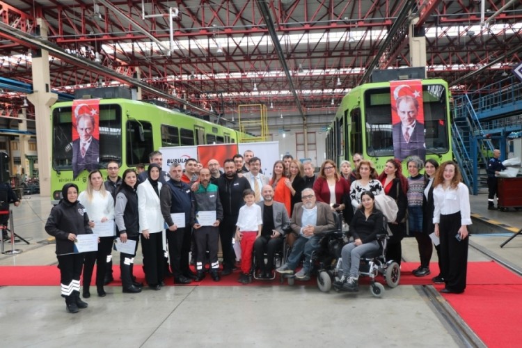 Bursa B&uuml;y&uuml;kşehir'le engeller aşılıyor
