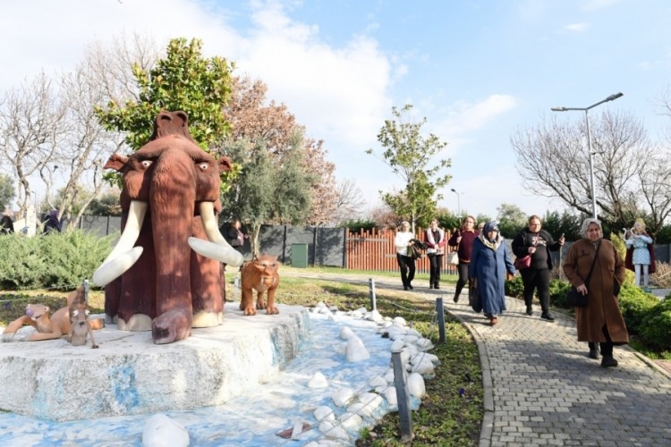 Bursa'ya yeni meydan!