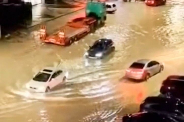 Altyapı sınıfta kaldı: "Burası Venedik değil!"