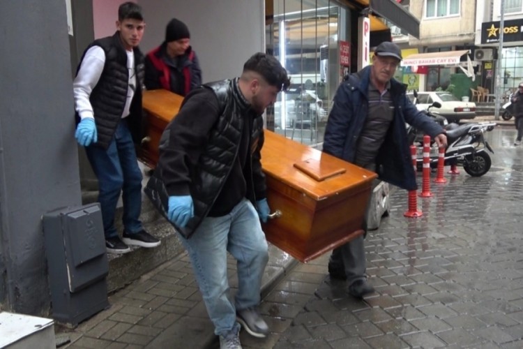 Yalnız yaşayan yaşlı kadın evinde &ouml;l&uuml; bulundu