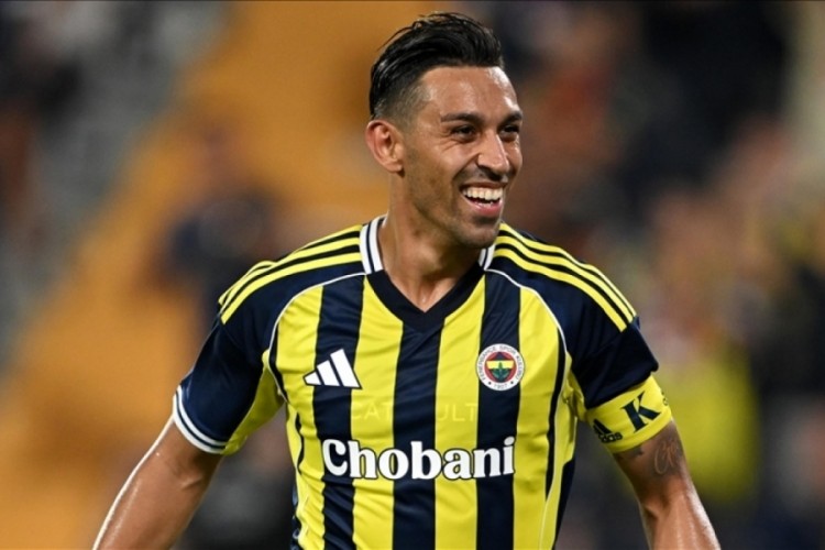 Fenerbah&ccedil;e, İrfan Can Kahveci'yi Kasımpaşa'ya kiraladı