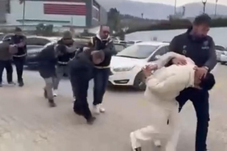 Hatay'da aranan 4 h&uuml;k&uuml;ml&uuml; yakalandı