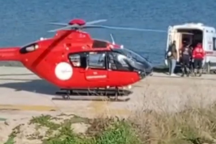 Rahatsızlanan vatandaş ambulans helikopterle sevk edildi