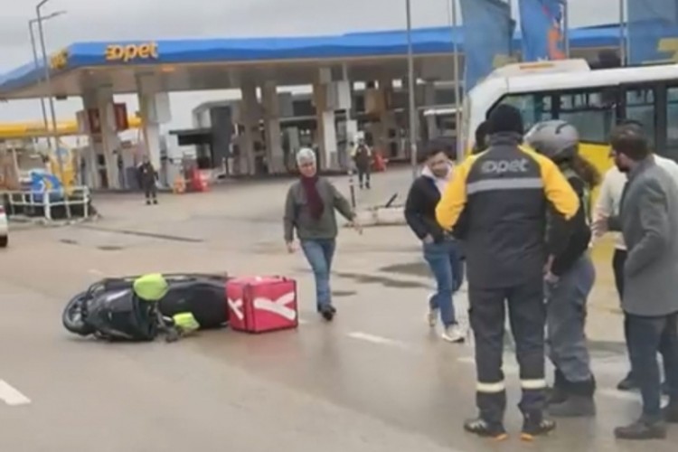 Bursa'da y&uuml;rekler ağıza geldi! Motosiklet...