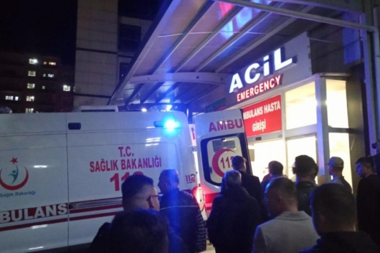 Isınmak i&ccedil;in evde mangal yakan kişi zehirlenerek &ouml;ld&uuml;