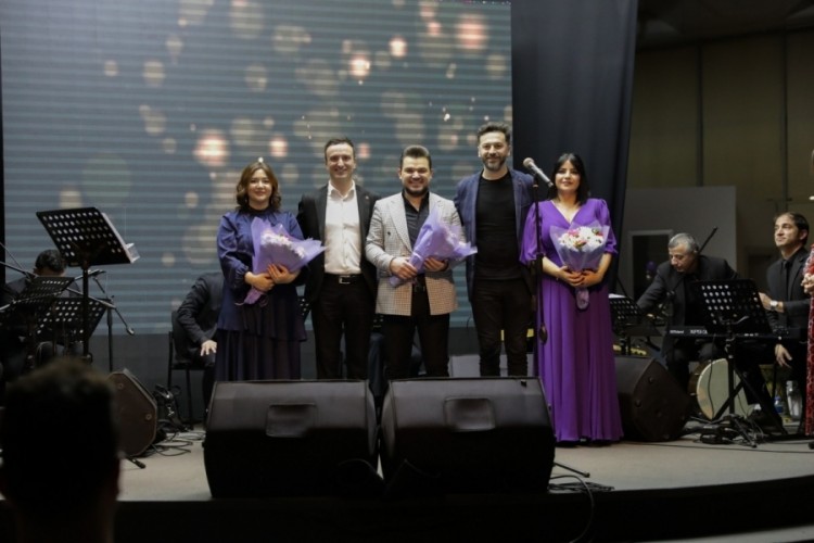 'Y&uuml;reğimizdeki Ezgiler' g&ouml;n&uuml;llere dokundu
