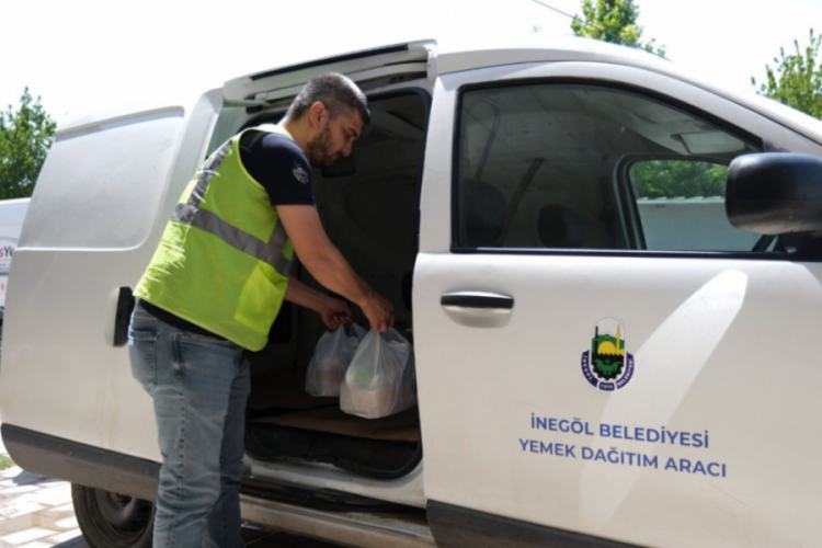 Bursa İnegöl Belediyesi 365 gün vatandaşının yanında