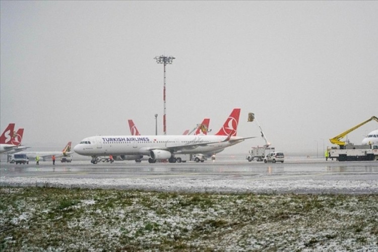 Kar, buz, don... İstanbul Havalimanı'nda risklere erken uyarı!
