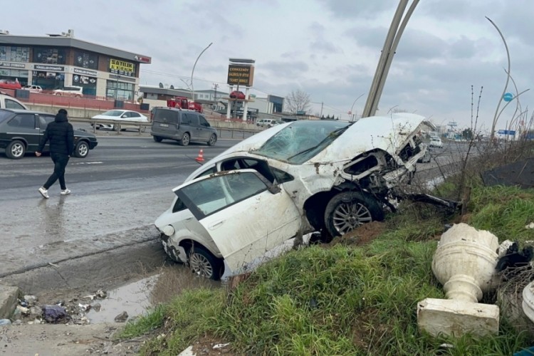 &Ccedil;erkezk&ouml;y'de feci kaza: 3 yaralı
