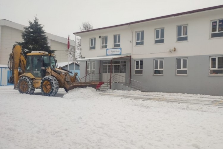 Malatya'da 3 il&ccedil;ede eğitime 1 g&uuml;n ara verildi